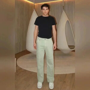 BROOKS MARKS UNIVERSAL PANEL PANT IN PISTACHIO